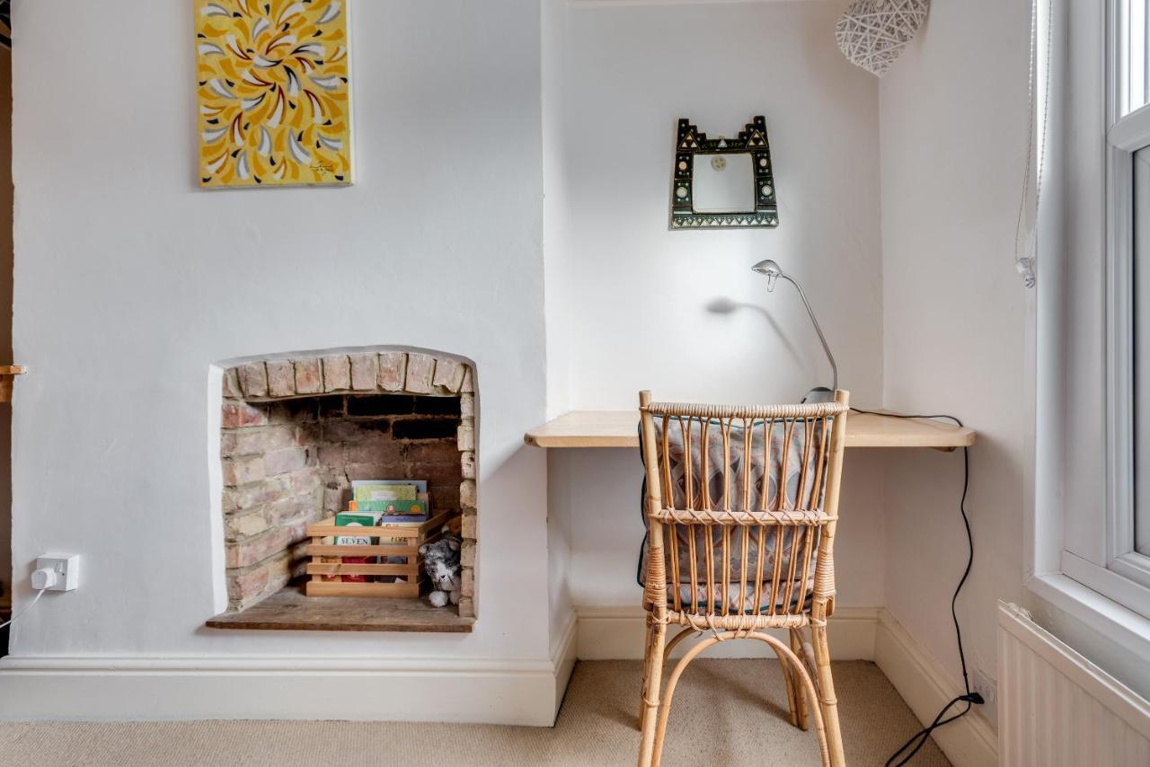 Villa Cosy Victorian Terrace House In Jericho Oxford Exterior foto