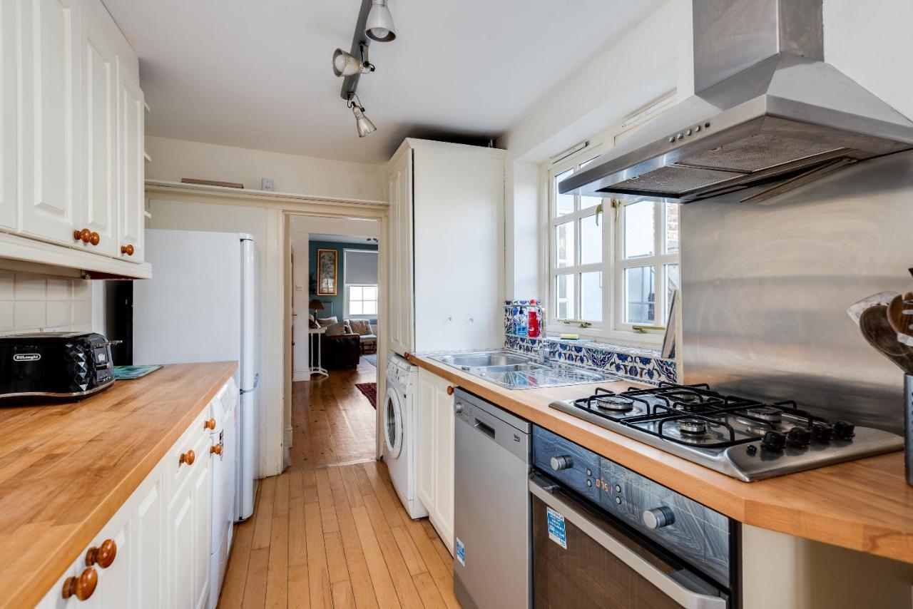 Villa Cosy Victorian Terrace House In Jericho Oxford Exterior foto